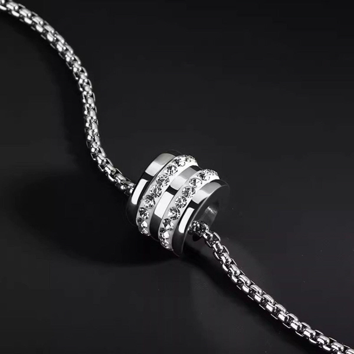 Pavé Barrel Necklace
