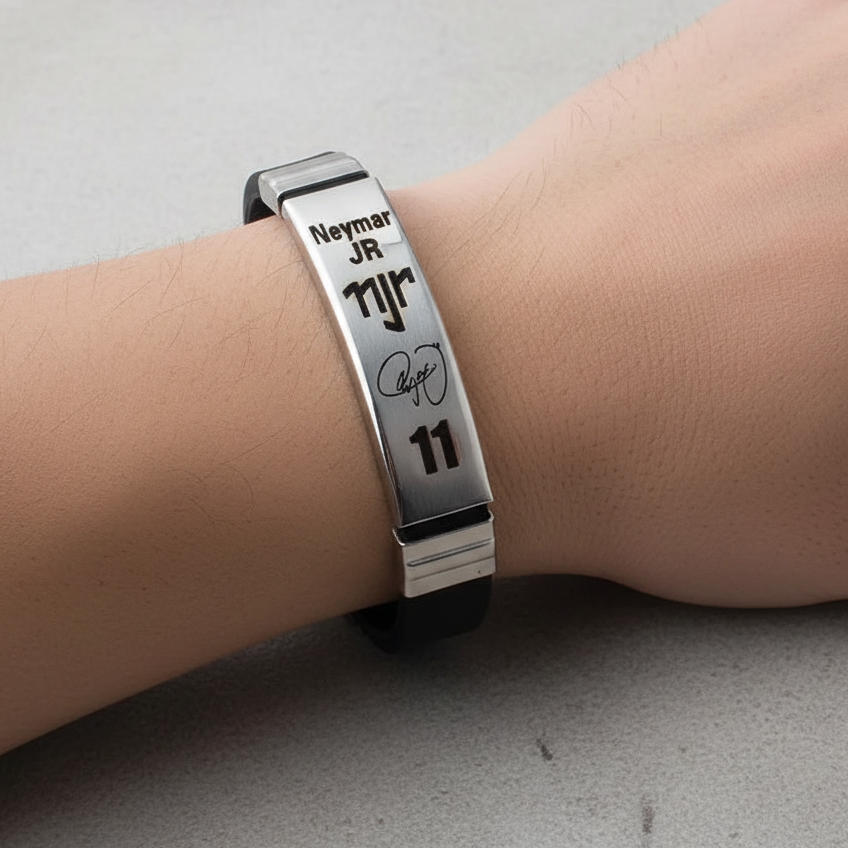 네이마르 팔찌 착용 - 무광